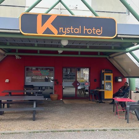 Krystal Hotel แซงต์-ก็องแต็ง-ฟัลลาวิเยร์ ภายนอก รูปภาพ